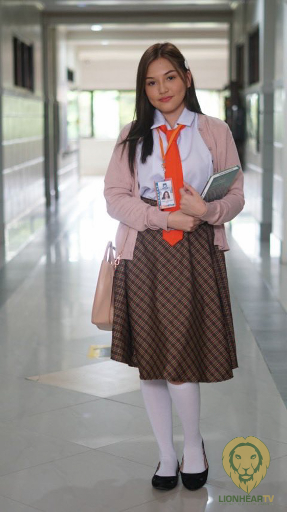 From hosting ‘Lunch Out Loud’ to Vivamax Angelica Hart narrates